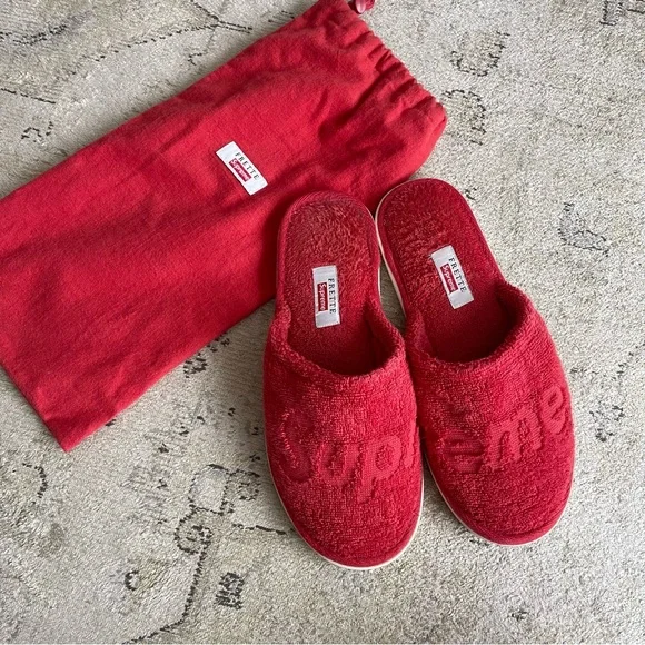 Supreme Frette Slippers Red Supreme Frette Slippers White - SS19 - US
